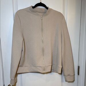 Women's Beige Quilted Jacket/Shirt, size medium